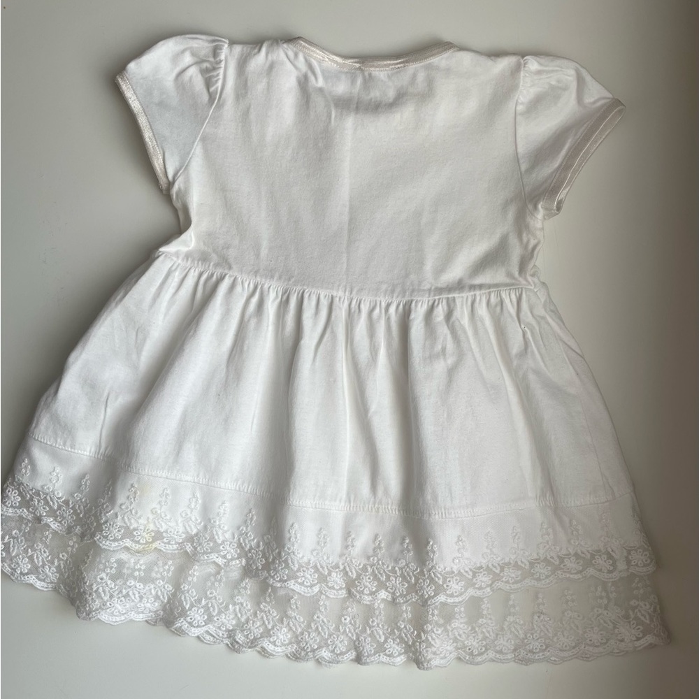 White cotton and lace top